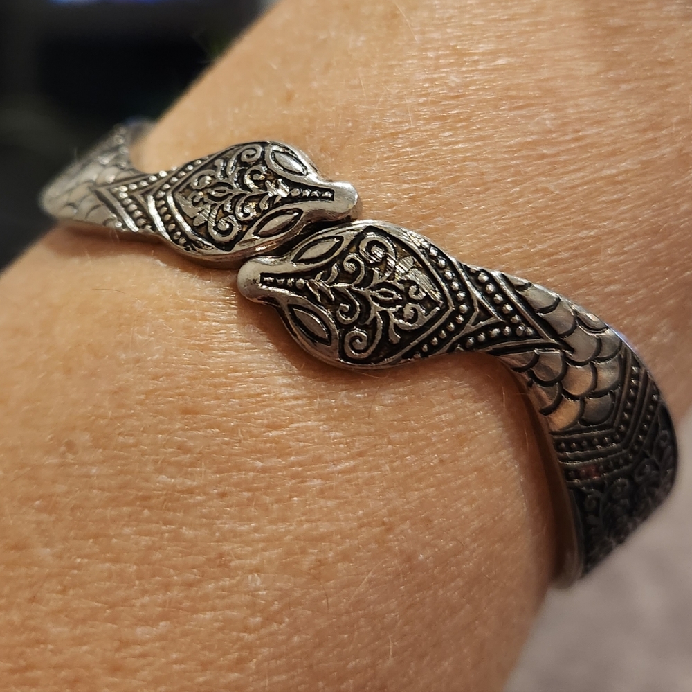 Vintage sterling silver snake bracelet
